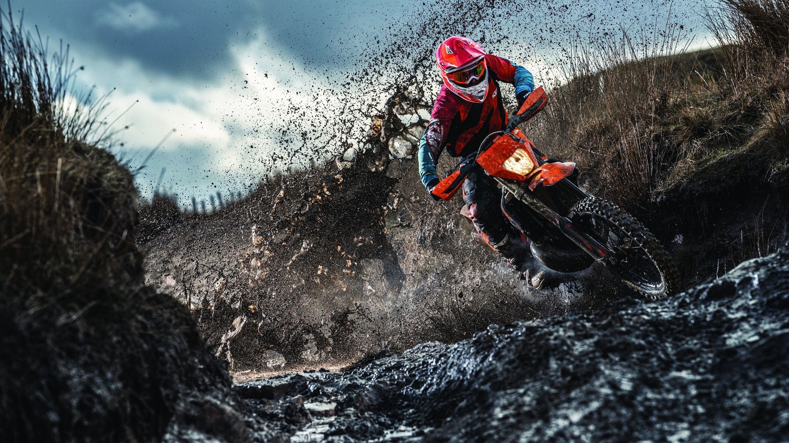 哈兰德连续二十场比赛得分超过最后时刻胜出,DWG不断突破!上演精彩一战