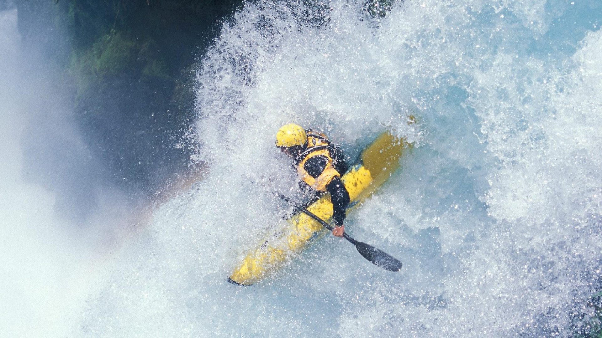Rookie遭遇十持续失利,TL教练压力巨大!赛场气氛高涨